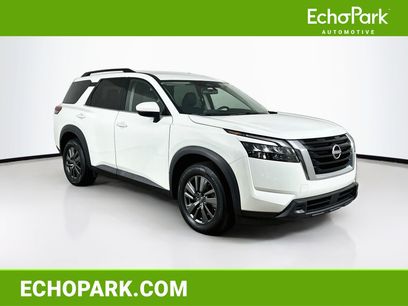 Used 2023 Nissan Pathfinder SV