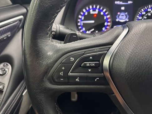 Used 2018 INFINITI Q60 Red Sport 400 w/ Sensory Package 3.0T Sport image 12