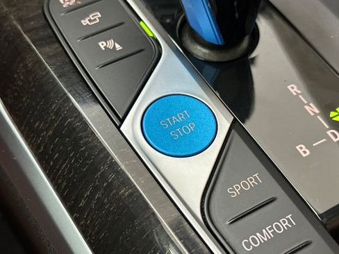 Certified 2023 BMW i4 eDrive35 image 34