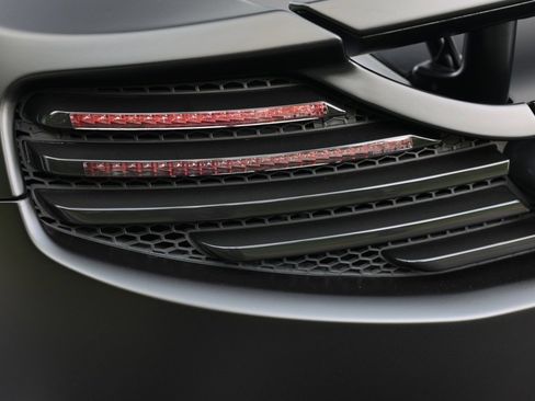 Used 2013 McLaren MP4-12C Spider image 38