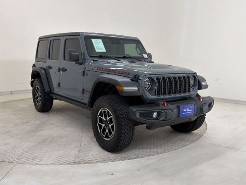 Used 2024 Jeep Wrangler Unlimited Rubicon w/ Safety Group AWD/4WD image 7