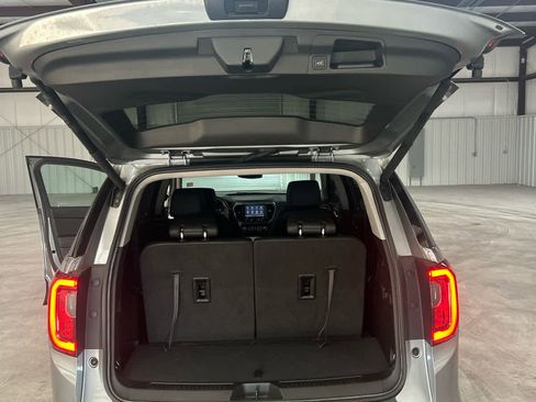 Used 2023 GMC Acadia AT4 w/ Technology Package image 25