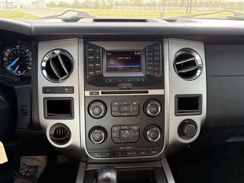 Used 2016 Ford Expedition XLT w/ Equipment Group 201A image 17