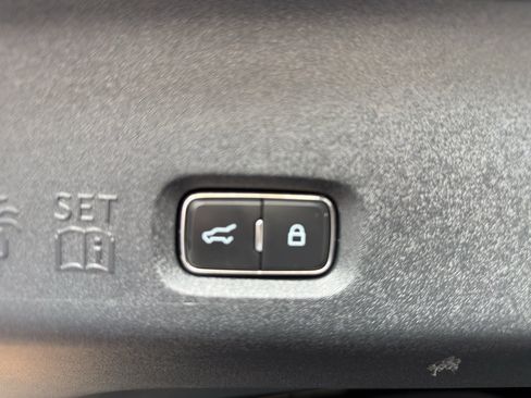 Used 2025 Ford Expedition Max Platinum w/ Stealth Performance Package AWD/4WD image 27
