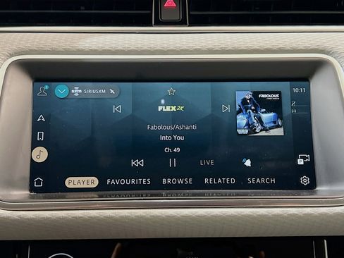 Used 2023 Land Rover Range Rover Evoque S image 11