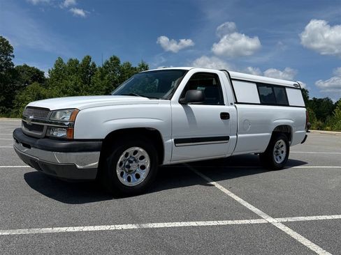 Used 2005 Chevrolet Silverado 1500 2WD Regular Cab image 1