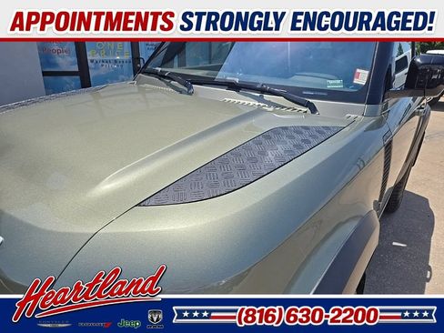 Used 2021 Land Rover Defender 90 First Edition AWD/4WD image 19