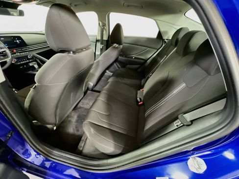 Used 2023 Hyundai Elantra SEL w/ Convenience Package FWD image 24