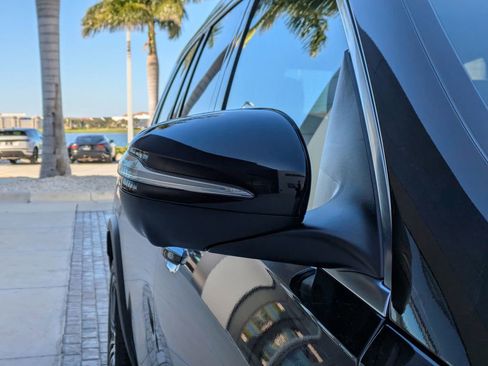 Used 2023 Mercedes-Benz GLS 450 GLS 450 image 12