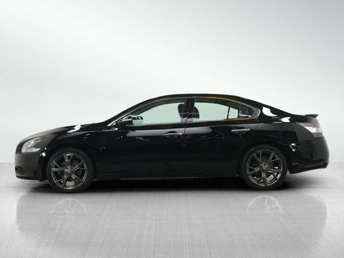 Used 2014 Nissan Maxima 3.5 SV w/ Sport Package FWD image 2