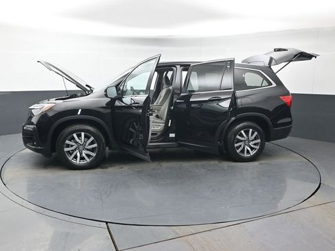 Used 2020 Honda Pilot EX image 40