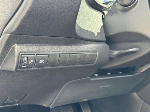 Used 2026 Toyota Corolla LE FWD image 9