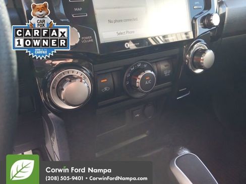 Used 2022 Toyota 4Runner TRD Off-Road Premium image 17