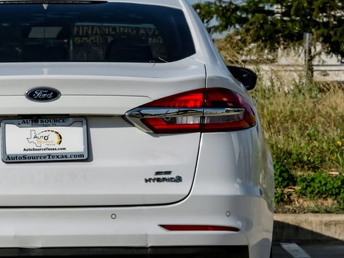 Used 2019 Ford Fusion SE FWD image 51