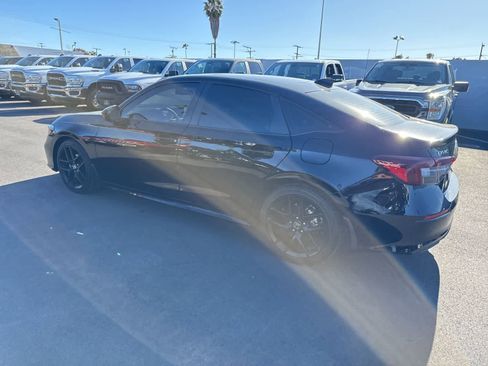Used 2025 Honda Civic Sport image 5