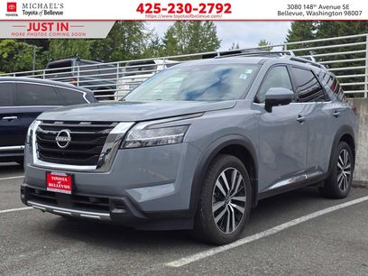 Used 2023 Nissan Pathfinder Platinum