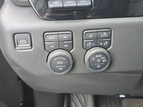 Used 2023 Chevrolet Silverado 1500 LTZ w/ LTZ Premium Package image 26