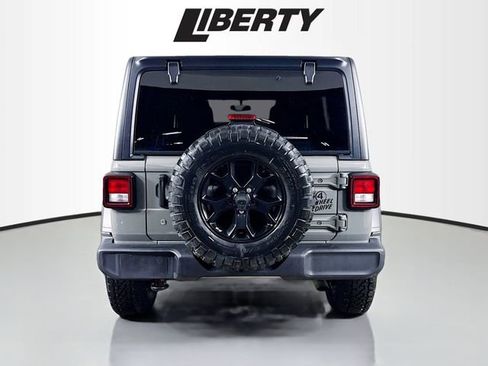 Used 2022 Jeep Wrangler Unlimited Sport image 6