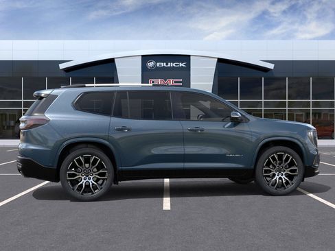 New 2026 GMC Acadia Denali Ultimate w/ LPO, Floor Liner Package image 5