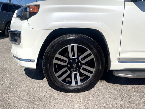 Used 2014 Toyota 4Runner Limited image 28