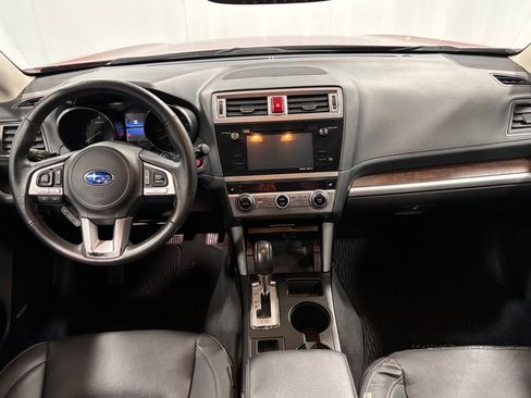 Used 2017 Subaru Outback 2.5i Limited image 10