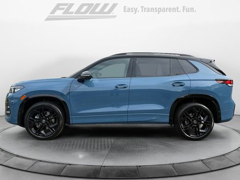 New 2026 Volkswagen Tiguan SE R-Line AWD/4WD image 4