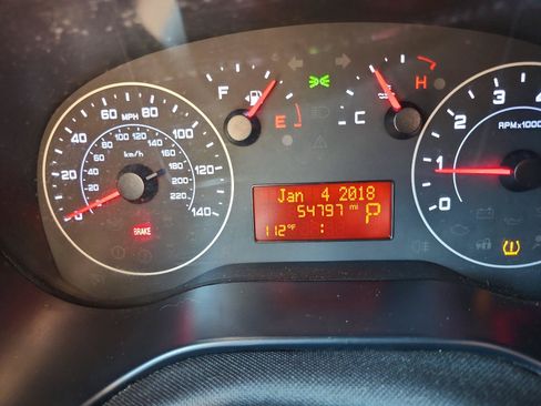 Used 2021 RAM ProMaster City Tradesman FWD image 19