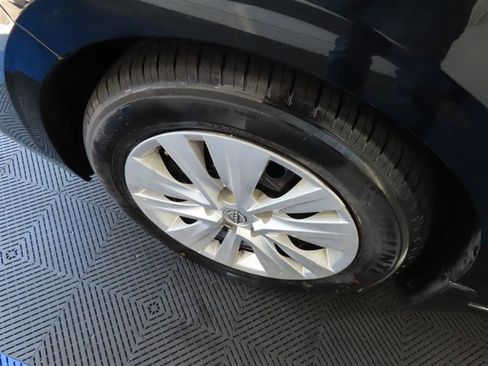 Used 2024 Nissan Sentra S FWD image 6