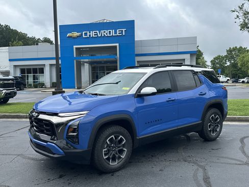 New 2026 Chevrolet Equinox ACTIV w/ LPO, Floor Liner Package image 2