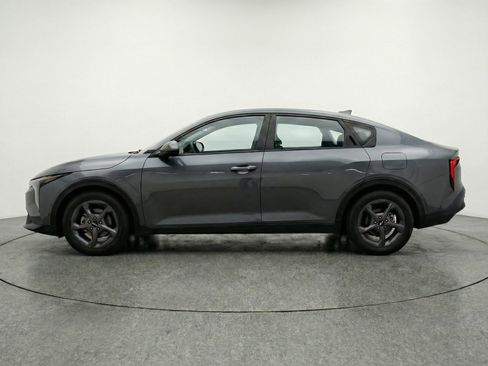 Used 2025 Kia K4 FWD image 5
