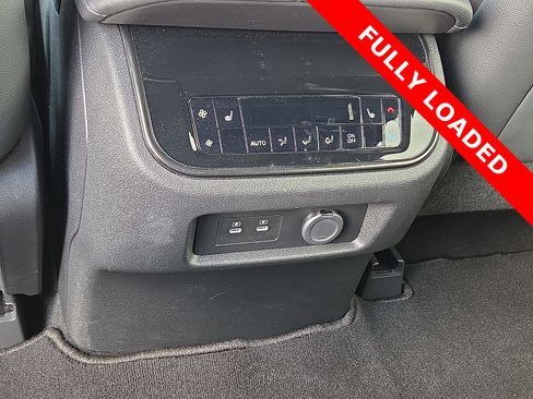 Used 2025 Nissan Armada PRO-4X w/ Pro-4X Premium Package image 12