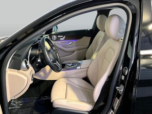 Used 2021 Mercedes-Benz C 300 4MATIC Sedan image 9