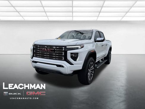 Certified 2026 GMC Canyon Denali AWD/4WD image 9