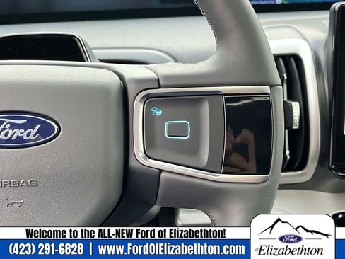 New 2025 Ford Expedition Max Active image 28