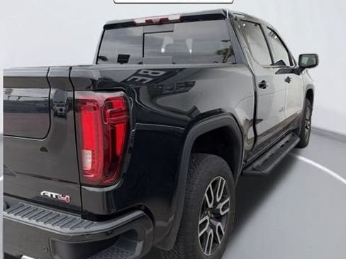 Used 2023 GMC Sierra 1500 AT4 w/ AT4 Premium Package AWD/4WD image 6