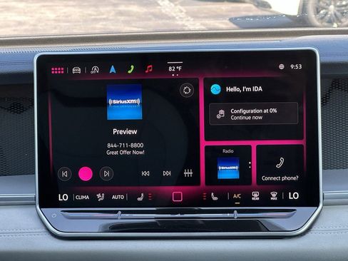 New 2025 Volkswagen Tiguan SE image 11