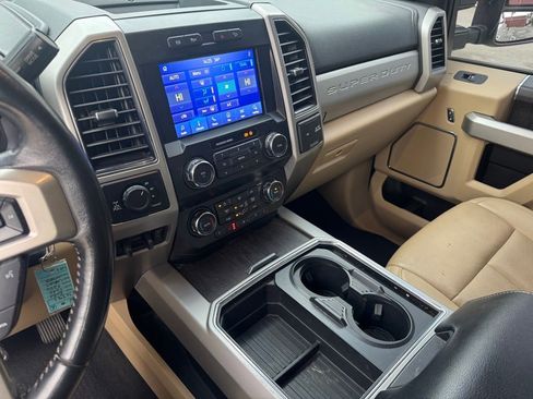 Used 2021 Ford F250 Lariat w/ Lariat Value Package image 32