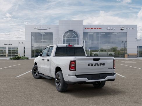 New 2026 RAM 1500 Express AWD/4WD image 3