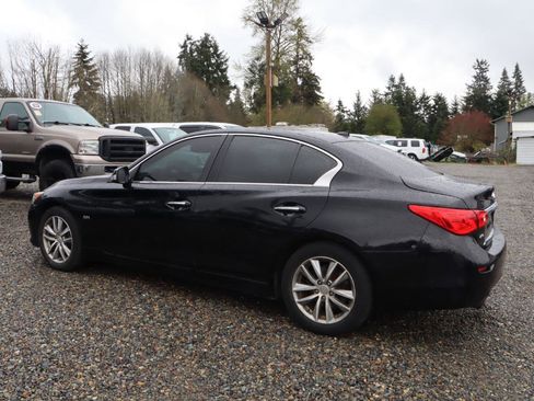 Used 2016 INFINITI Q50 Premium image 3