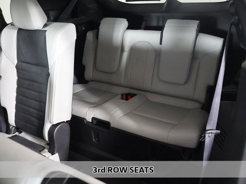 New 2026 Mitsubishi Outlander SE FWD image 9