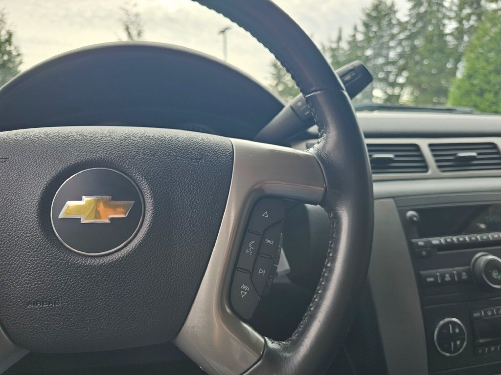 Used 2014 Chevrolet Silverado 3500 LTZ w/ LTZ Plus Package AWD/4WD image 33