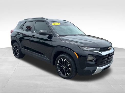 Used 2023 Chevrolet TrailBlazer LT w/ Convenience Package FWD image 7