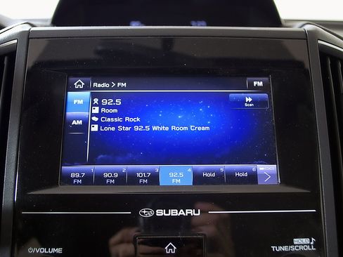 Used 2018 Subaru Crosstrek 2.0i AWD/4WD image 26