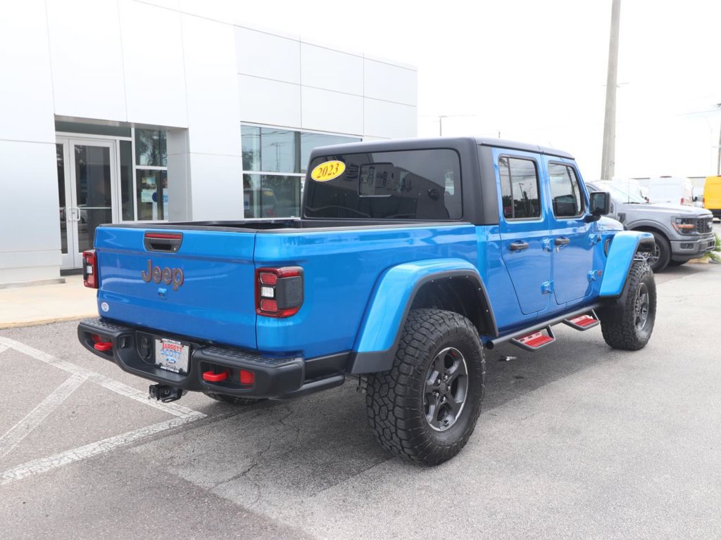 Used 2023 Jeep Gladiator Rubicon w/ LED Lighting Group AWD/4WD image 15