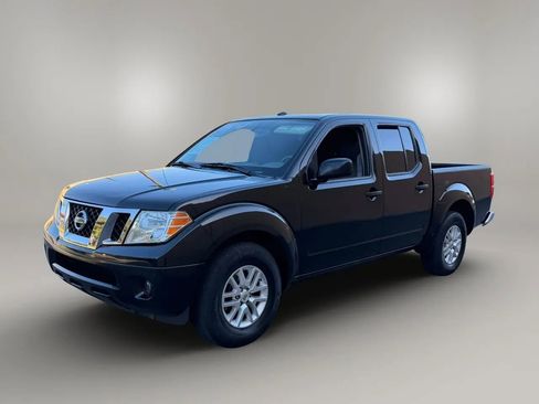 Used 2016 Nissan Frontier SV w/ SV Value Truck Package RWD image 6