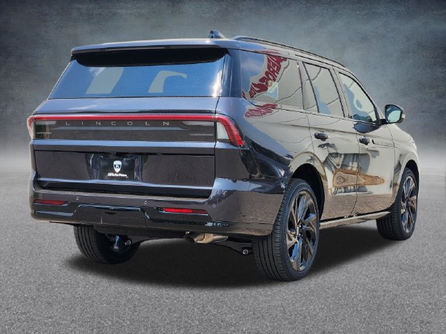 New 2027 Lincoln Navigator Reserve w/ Jet Appearance Package AWD/4WD image 7