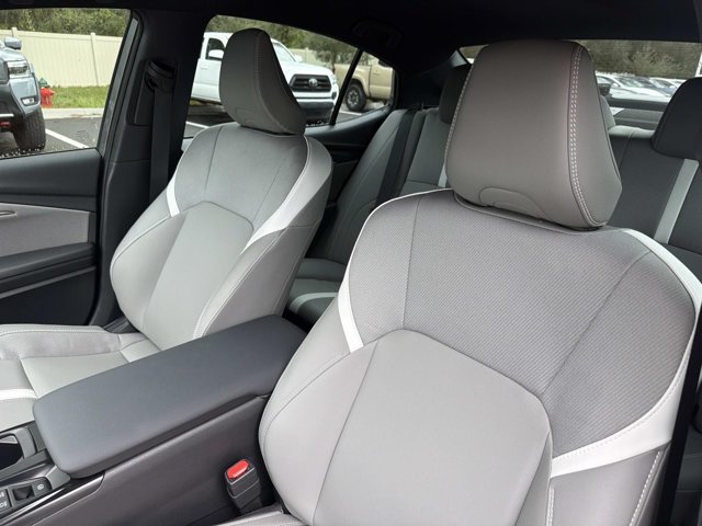 Used 2026 Toyota Camry SE w/ Convenience Package FWD image 11