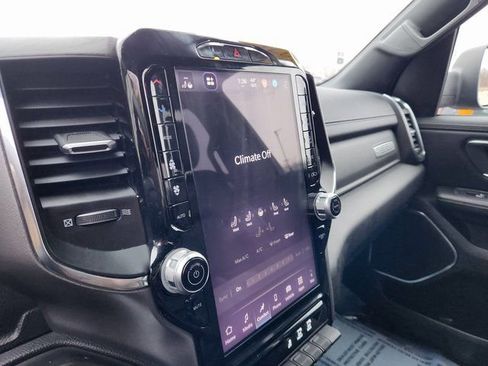 Used 2025 RAM 1500 Laramie image 17