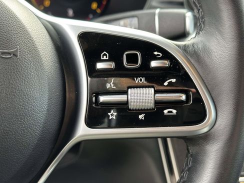 Used 2022 Mercedes-Benz GLC 300 4MATIC image 14