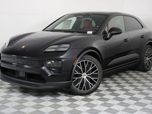 New 2026 Porsche Macan Electric RWD image 1